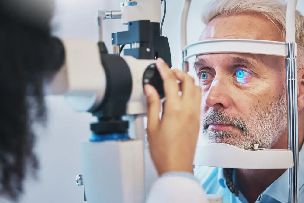 Optometrist Consultation